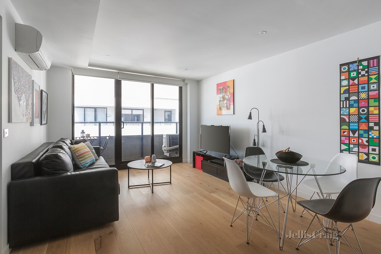 304/24 Barkly Street, Brunswick East image 1