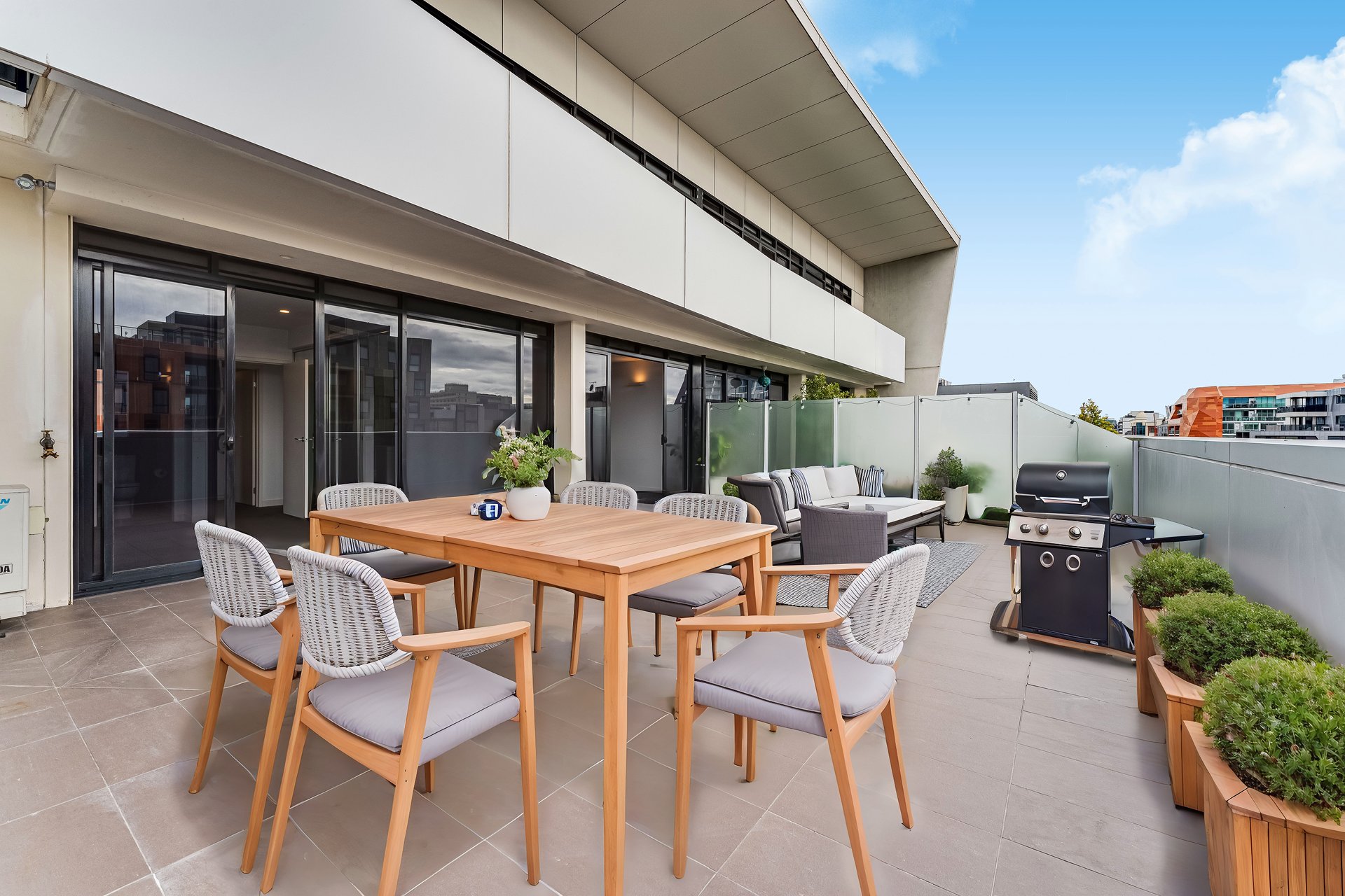 304 / 270 High Street Prahran