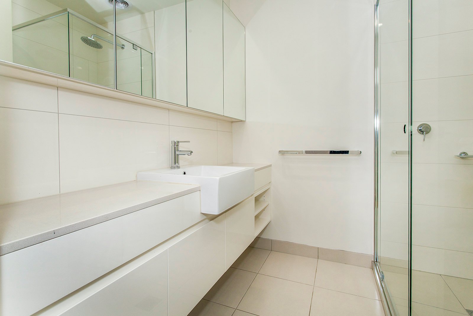 Property Gallery Thumbnail 3
