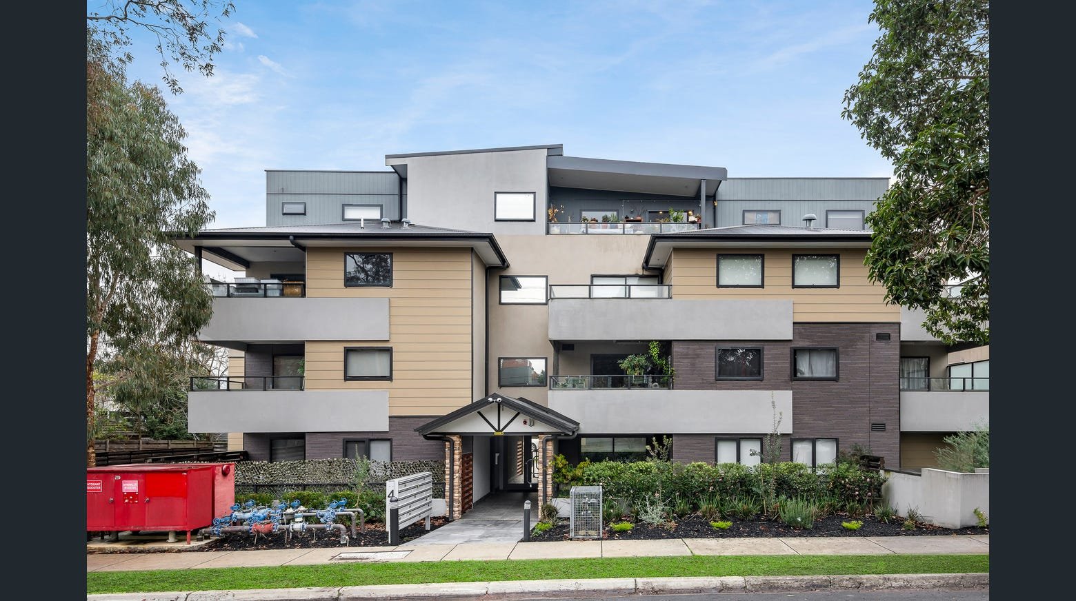304/4 Alfrick Road, Croydon image 1