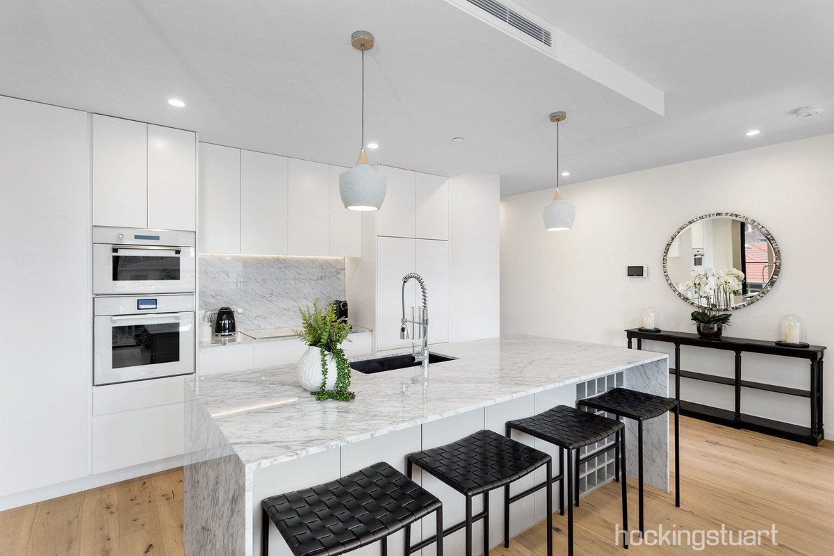 304/402 Riversdale Road, Hawthorn East image 4