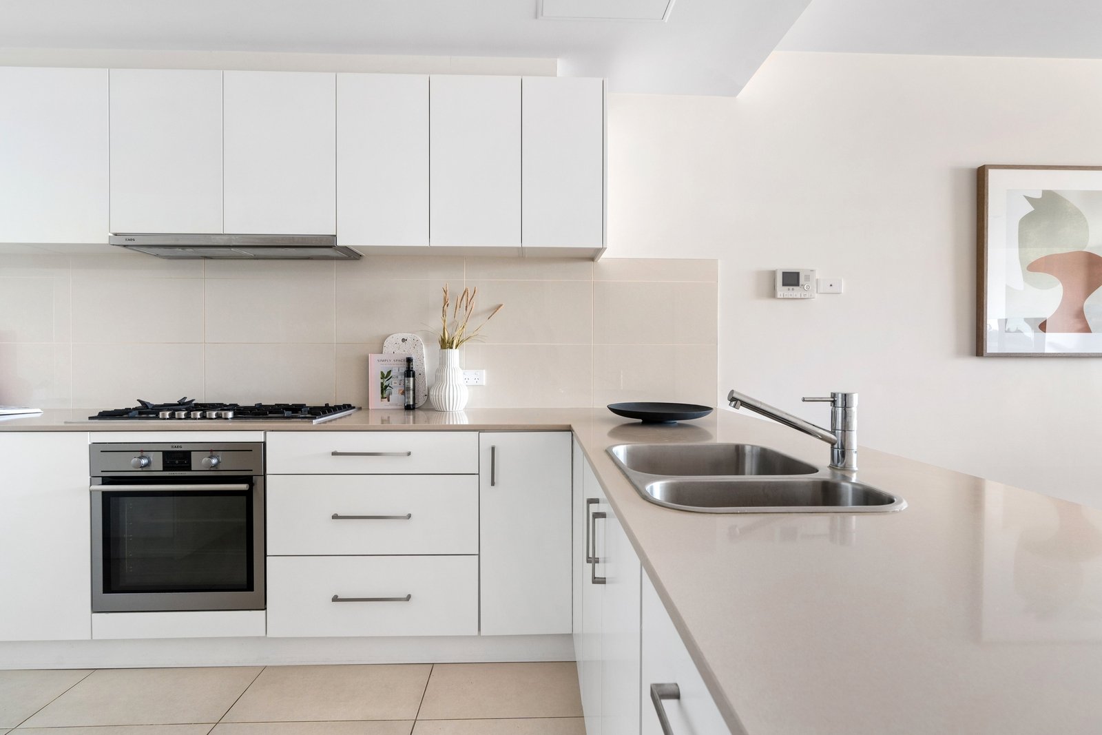 Property Gallery Thumbnail 3