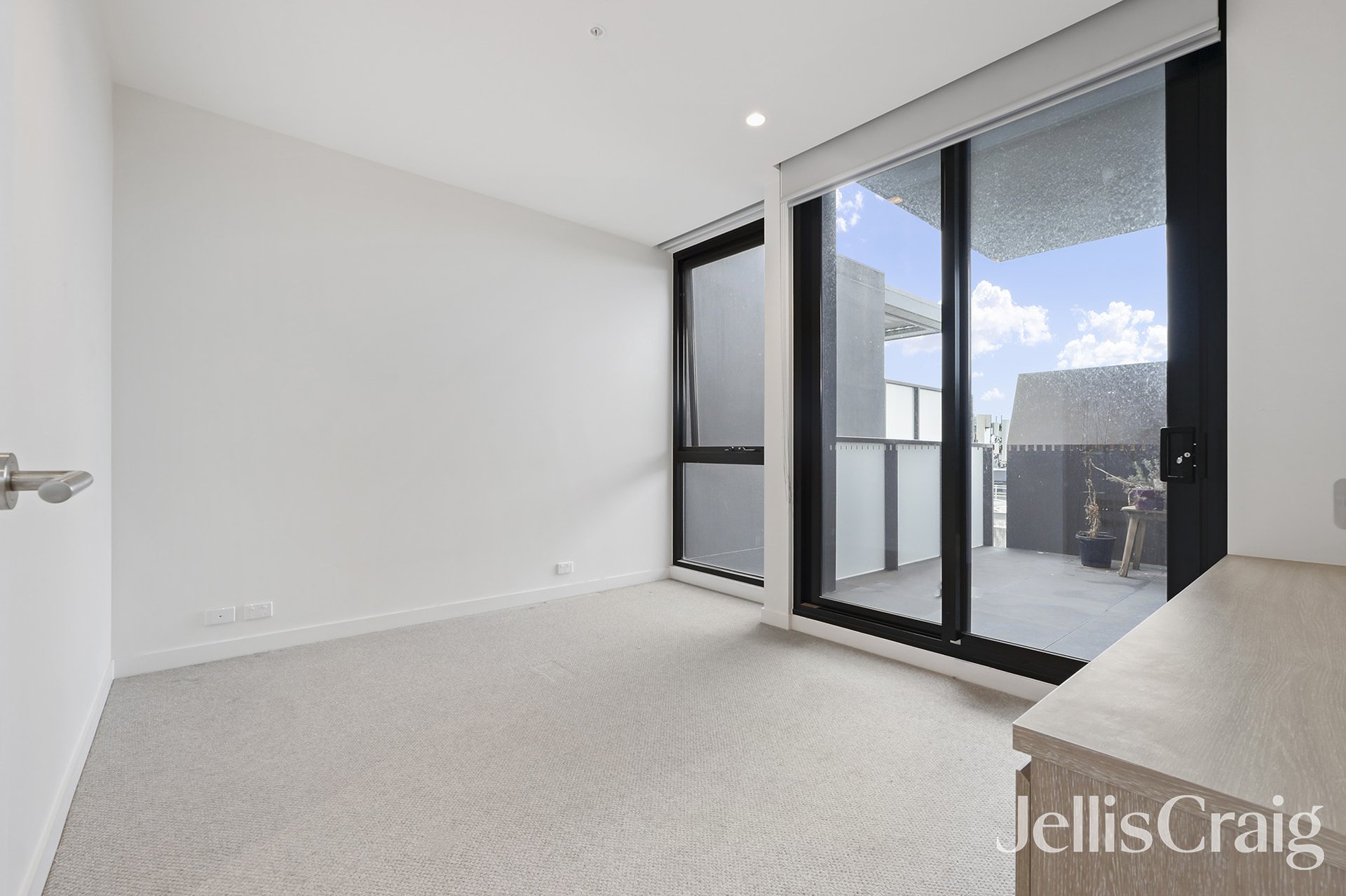 304/431 Bay Street, Brighton image 3