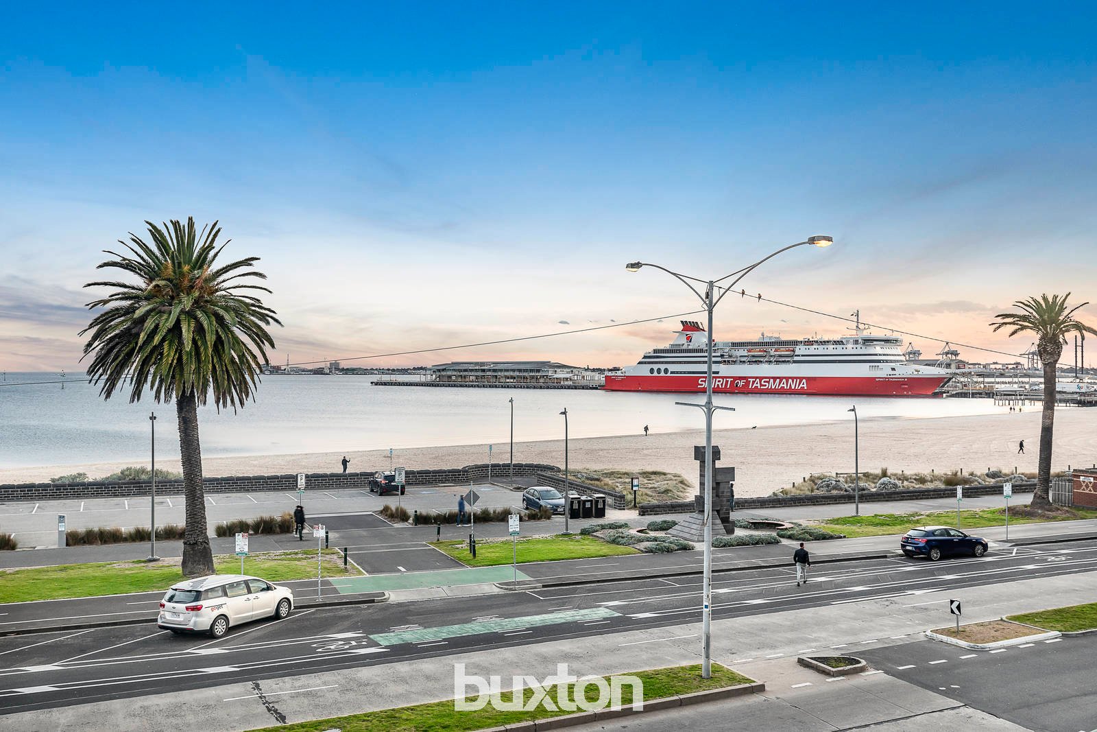 304/49 Beach Street, Port Melbourne, VIC 3207