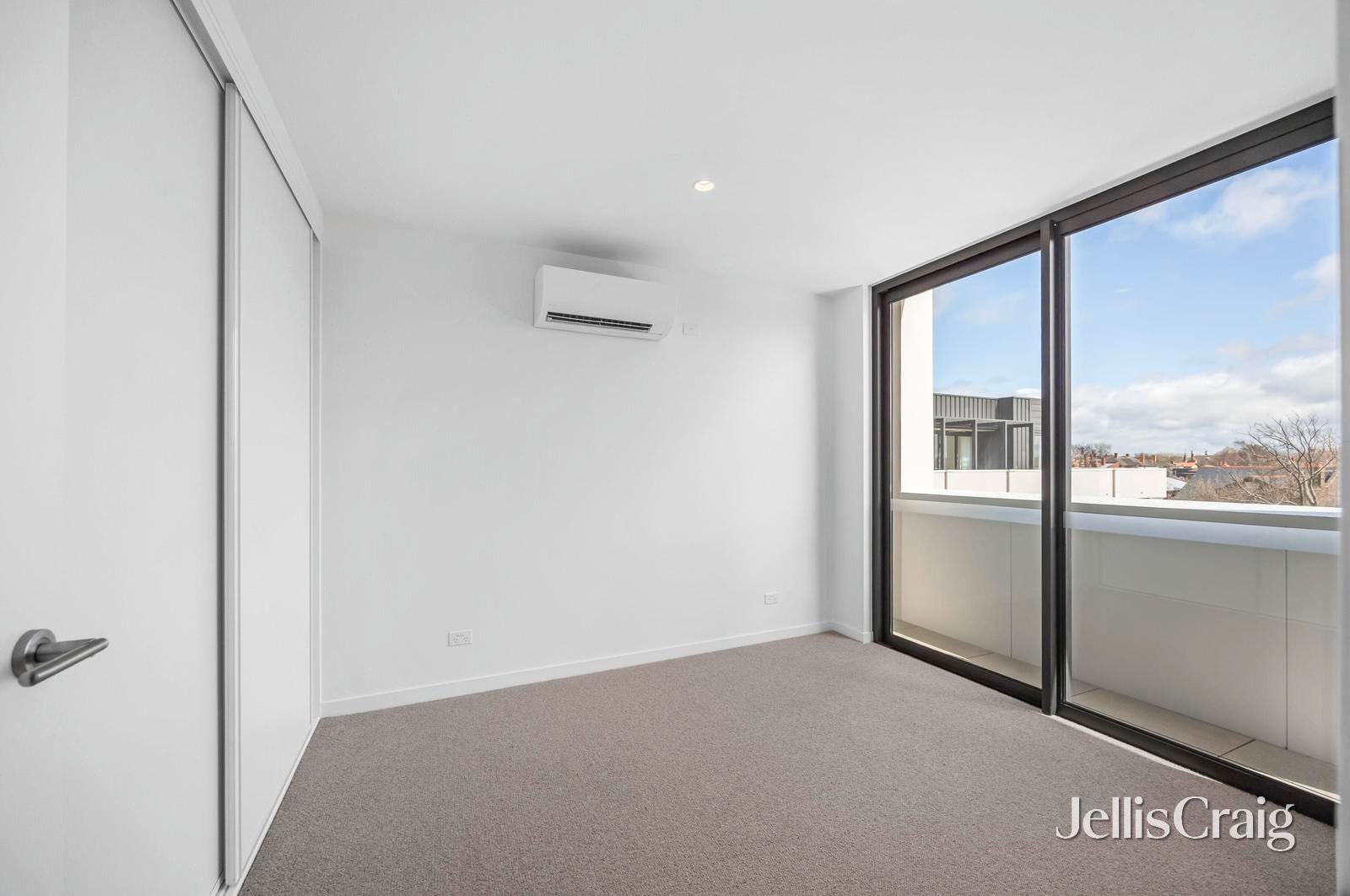 304/6 Lyons Street North, Ballarat Central image 5