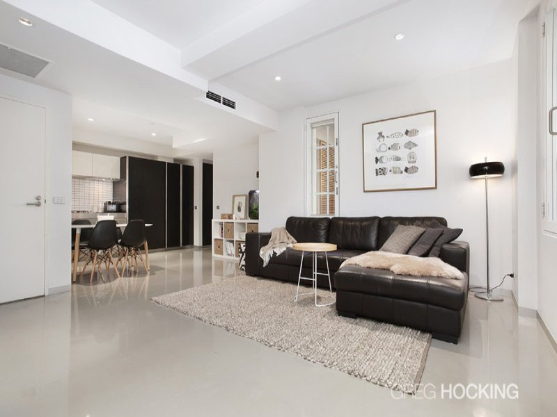 304/9 Commercial Road, Melbourne image 1