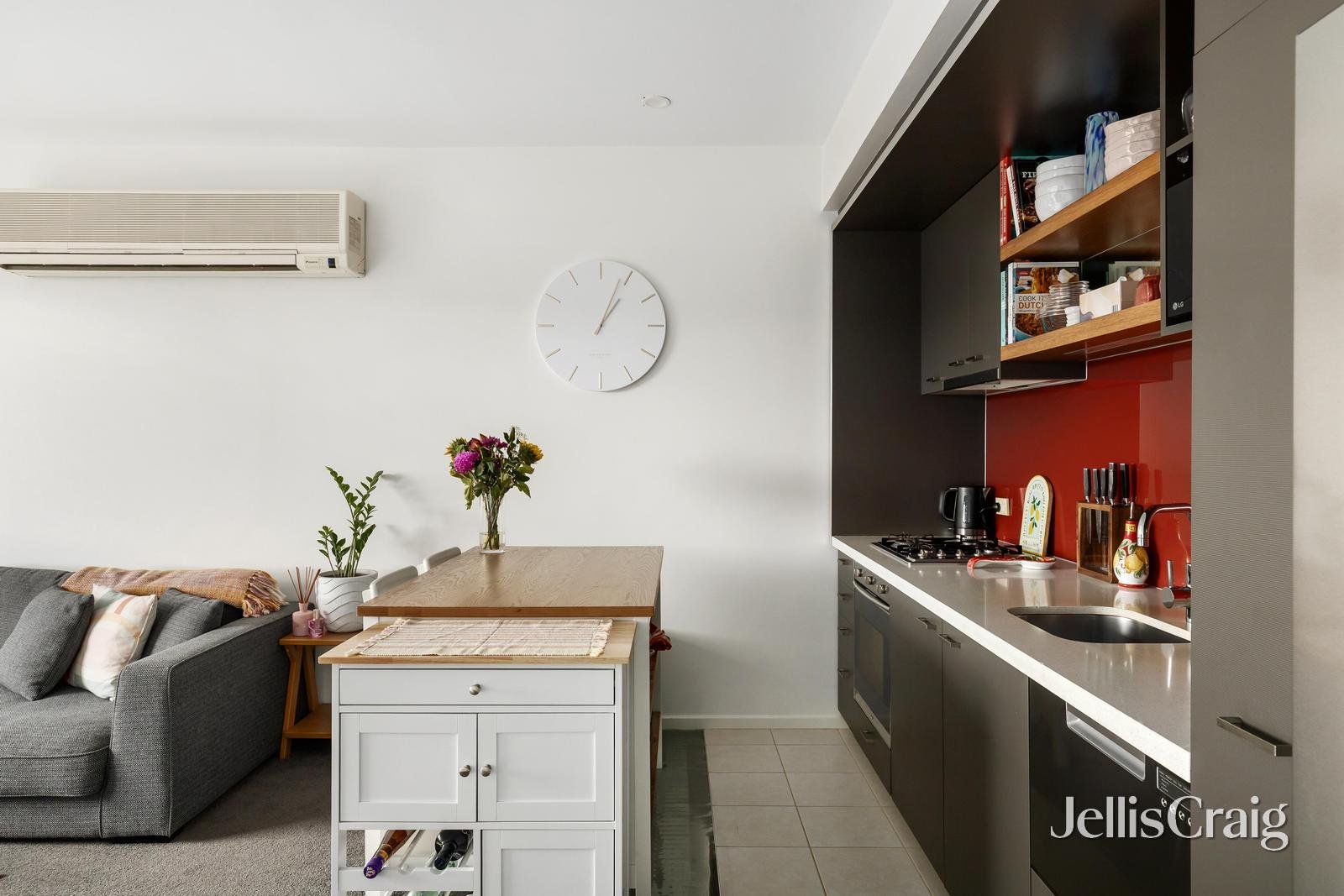 304/92 Kinkora Road, Hawthorn image 3