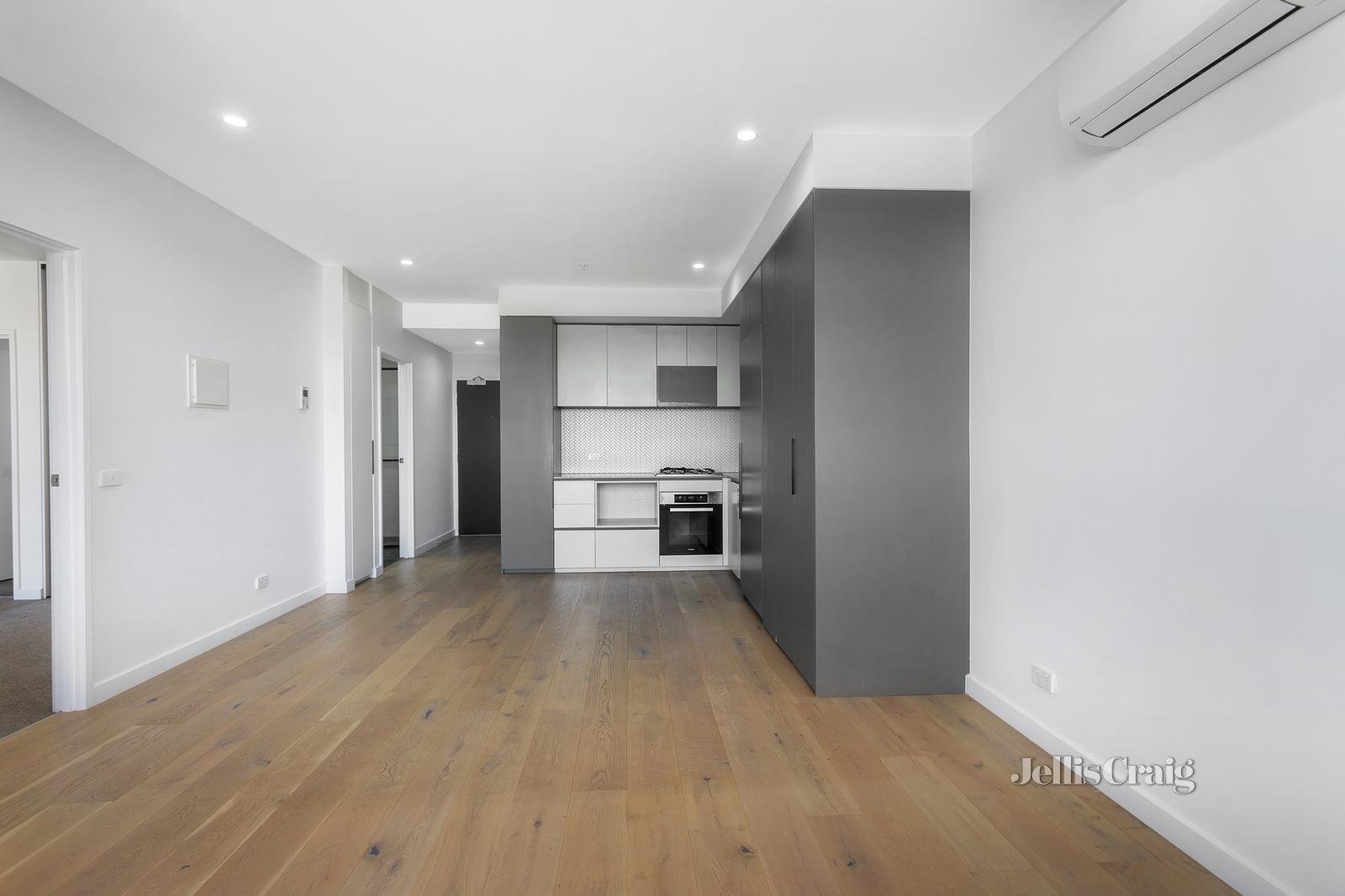 304/92 Mimosa Road, Carnegie image 2