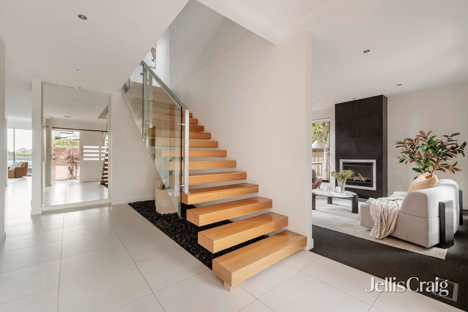 305 Belmore Road, Balwyn&nbsp;North image 3