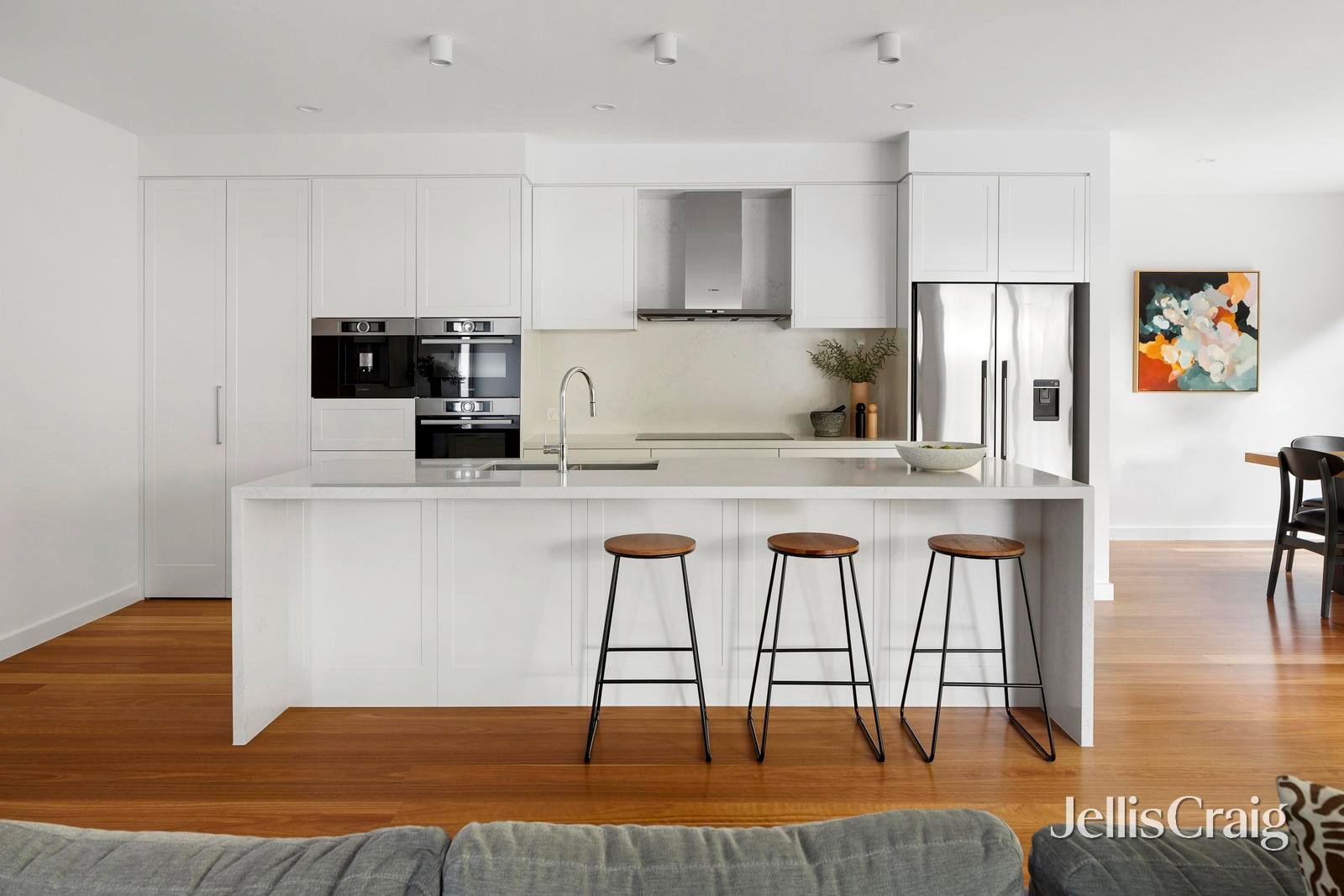 305 Raleigh Street, Thornbury image 4