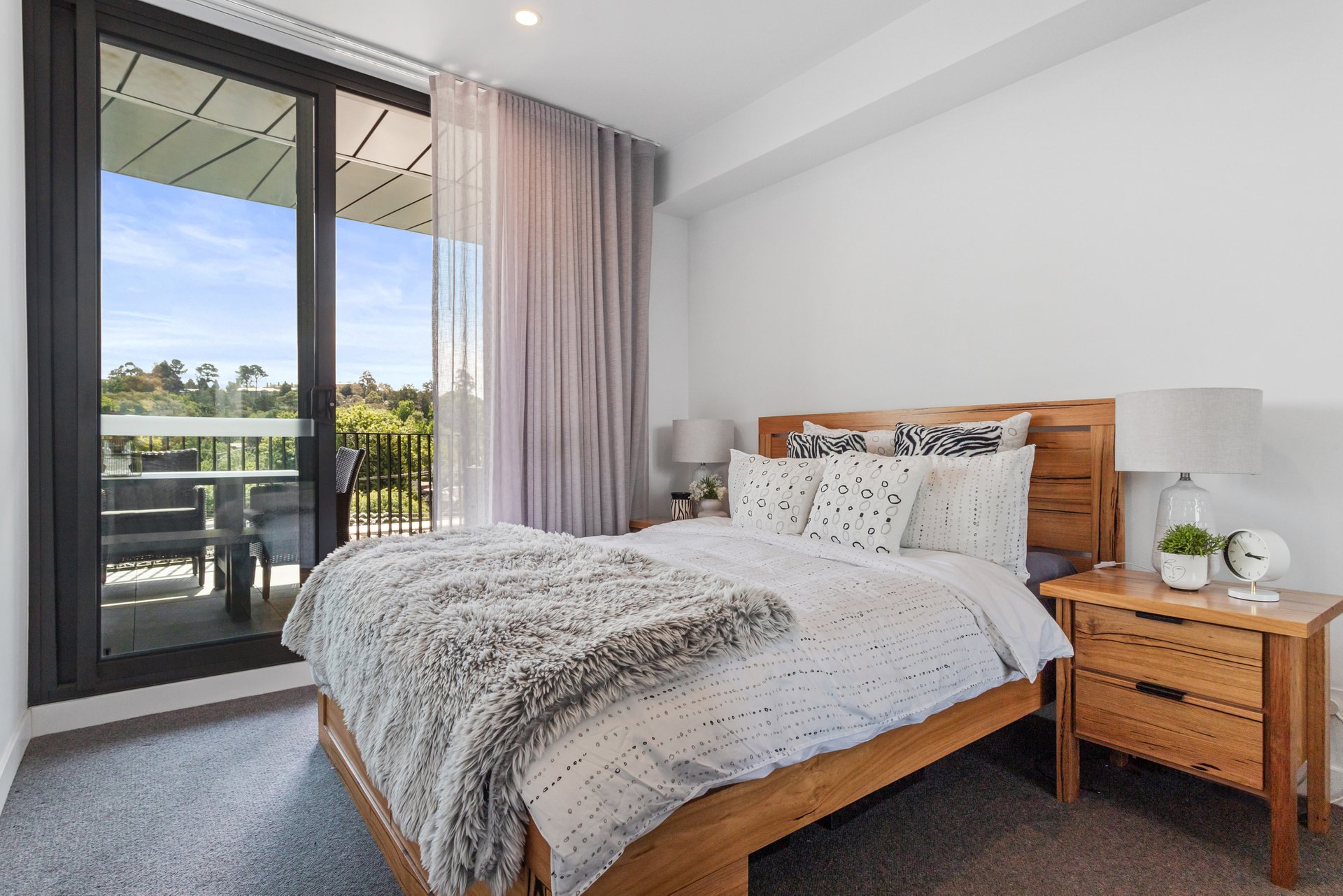 305/1 Lusher Road, Croydon image 6