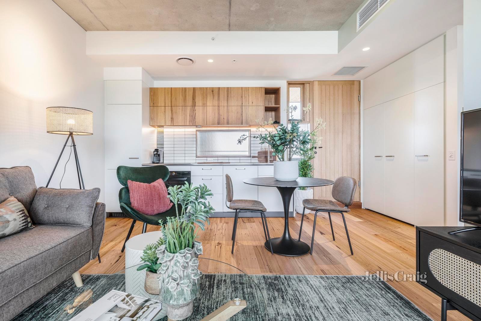 305/201 Ferrars Street, South Melbourne image 5
