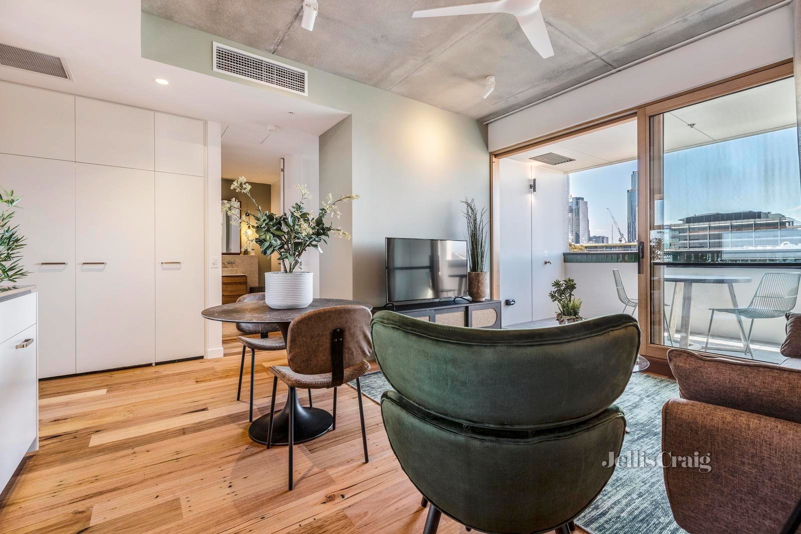 305/201 Ferrars Street, South Melbourne image 8