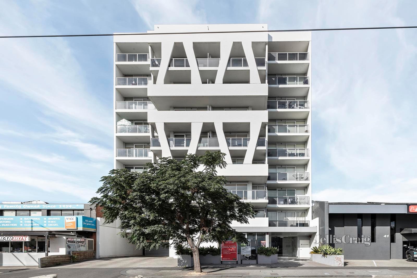 305/33 Racecourse Road, North Melbourne image 8