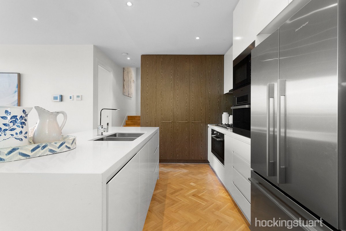 305/39 Riversdale Road, Hawthorn image 4