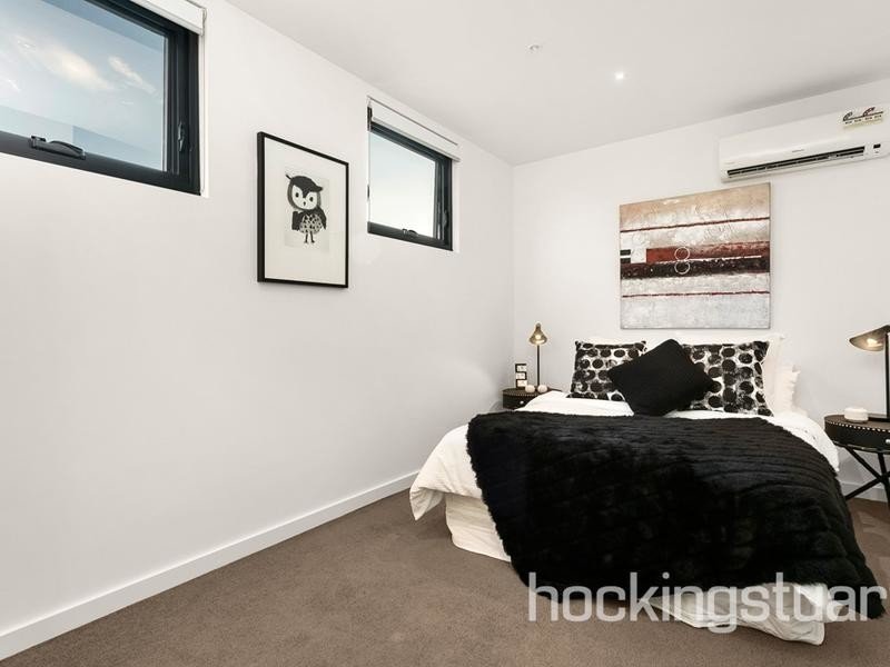 305/567 Glenferrie Road, Hawthorn image 5
