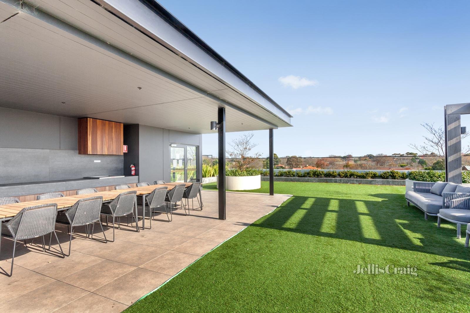 305/60 Belgrave Road, Malvern East image 6