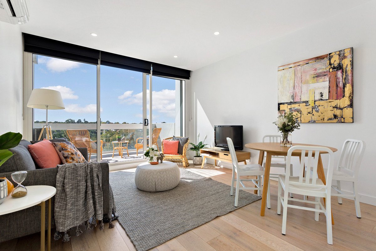 305/629 Canterbury Road, Surrey Hills image 1