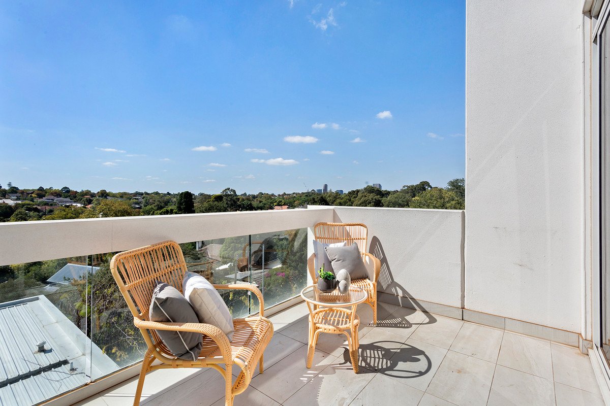 305/629 Canterbury Road, Surrey Hills image 9