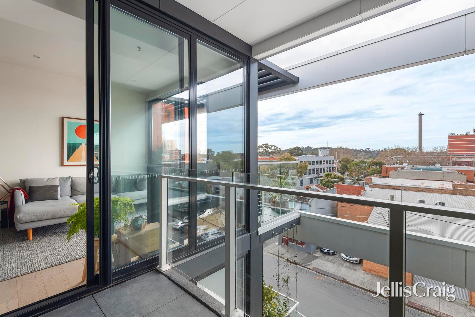 305/63 William Street, Abbotsford image 2