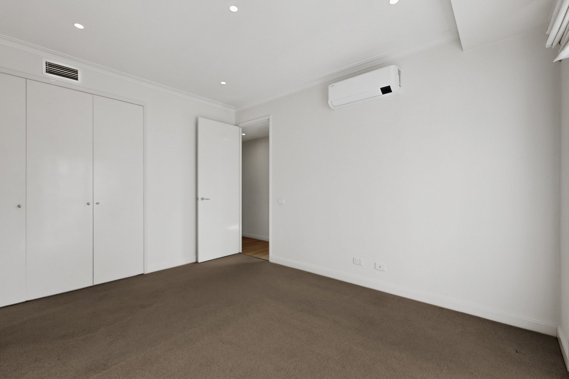 305/89 Beach St, Port&nbsp;Melbourne image 9