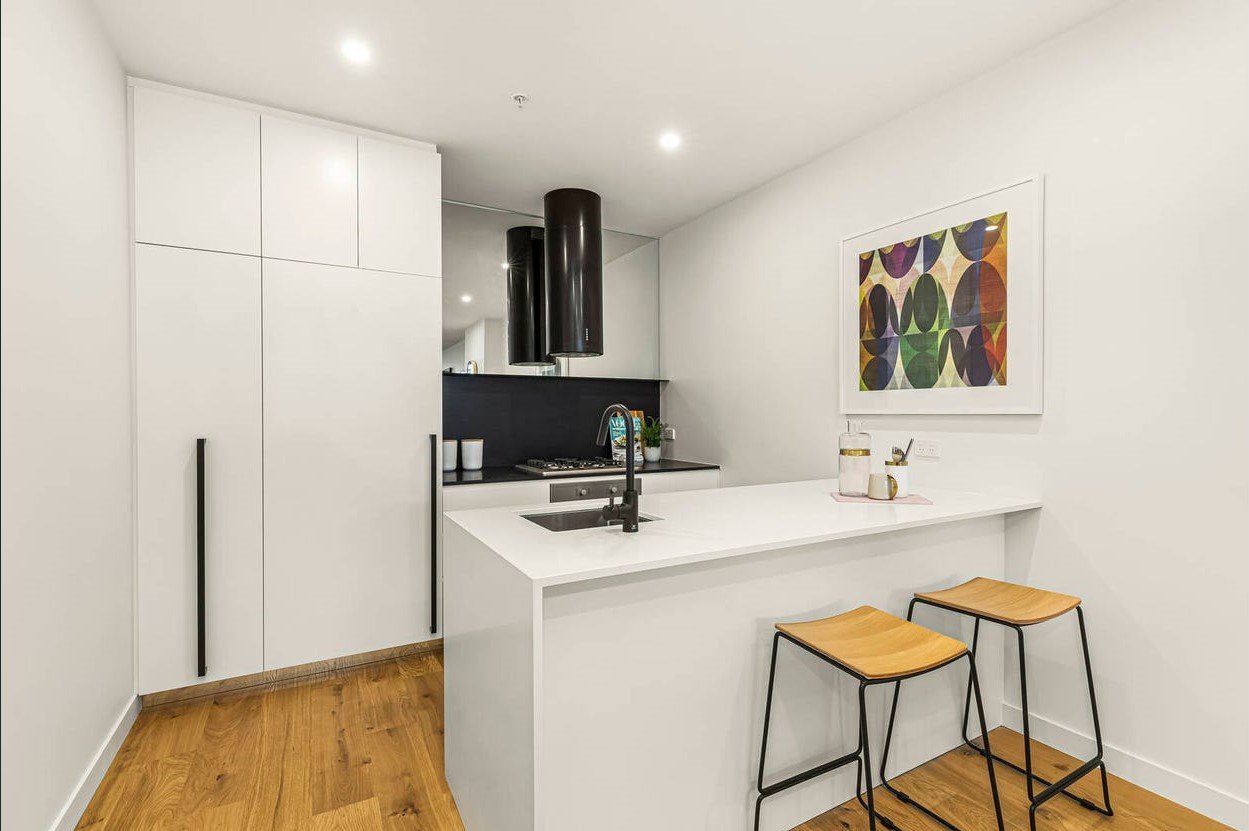 Property Gallery Thumbnail 3