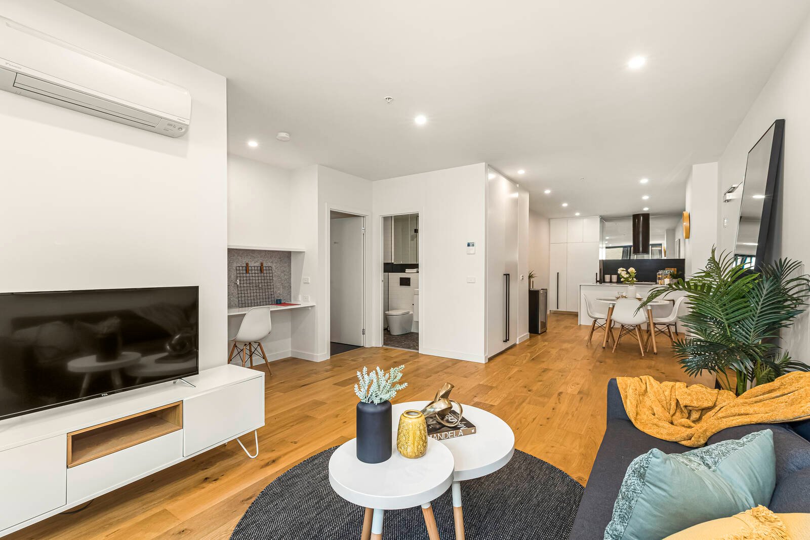 Property Gallery - Main Image