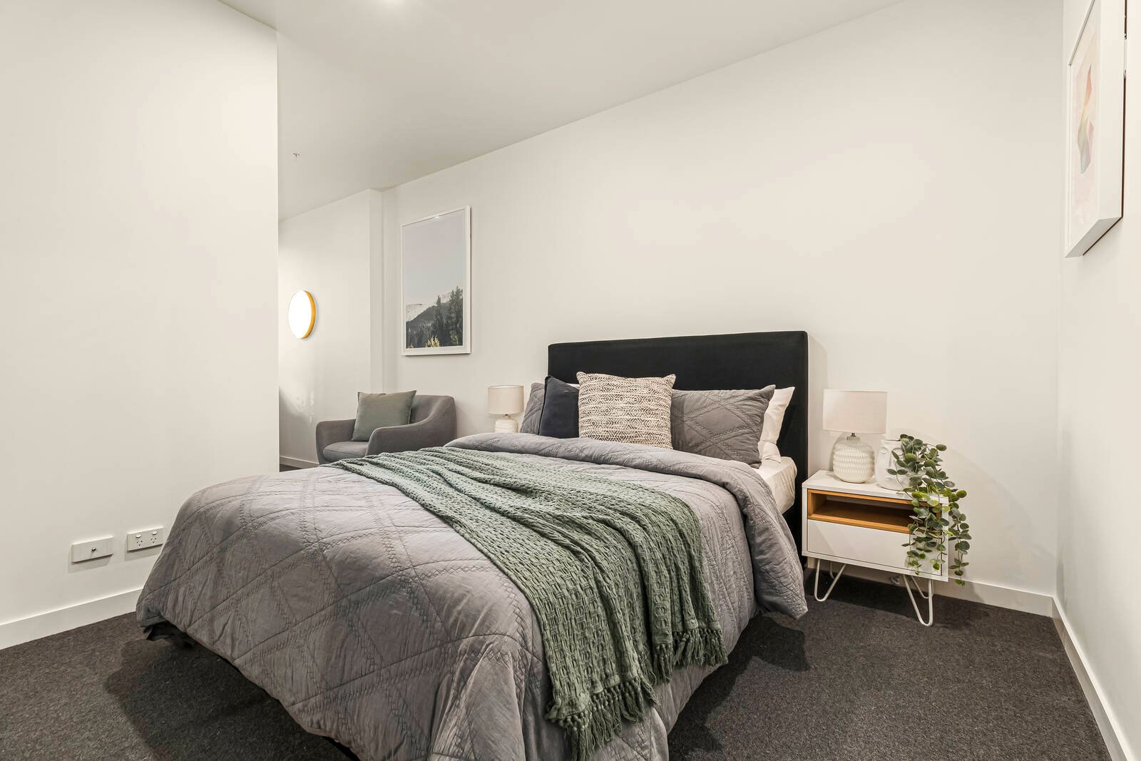 Property Gallery Thumbnail 4