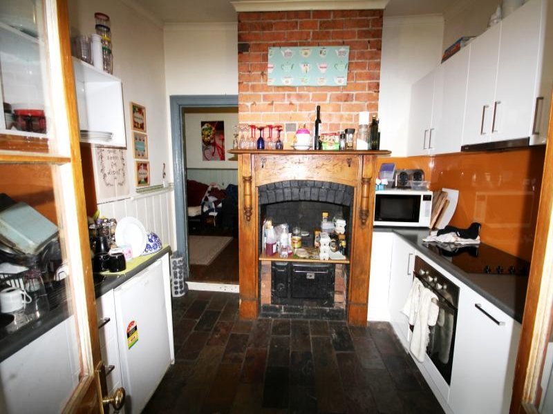 306 Humffray Street, Golden Point image 2
