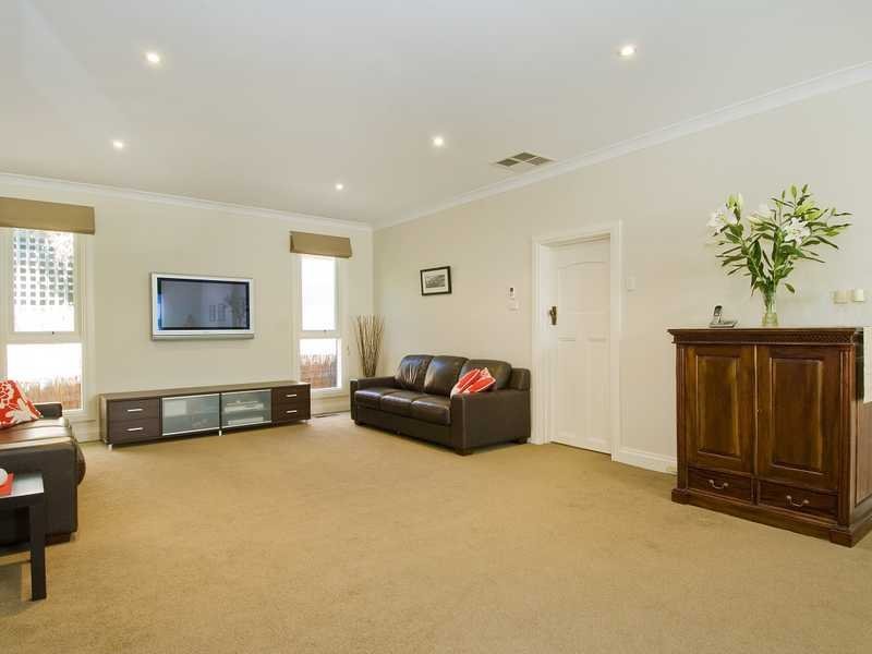306 Pakington Street, Newtown image 5