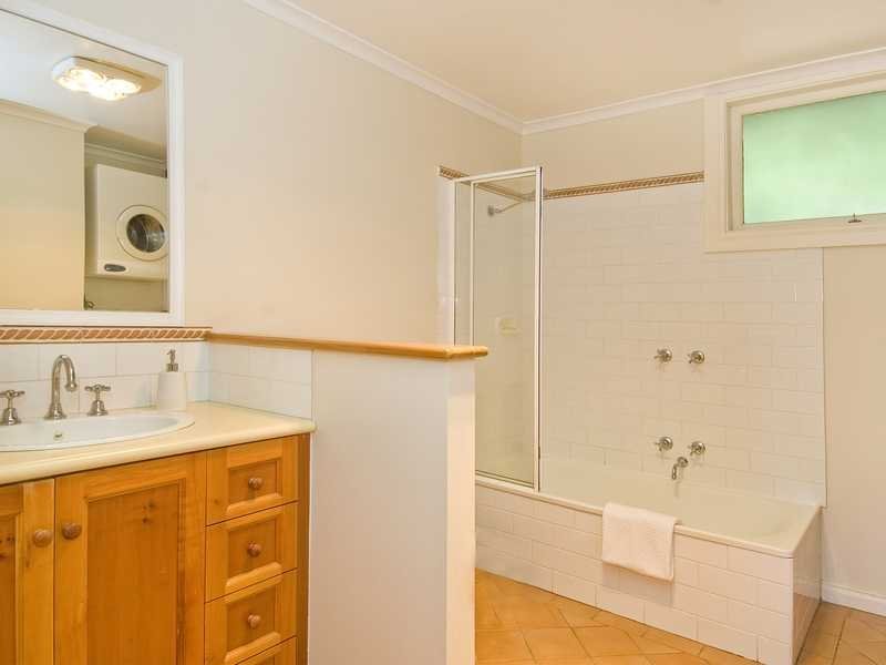 306 Pakington Street, Newtown image 12