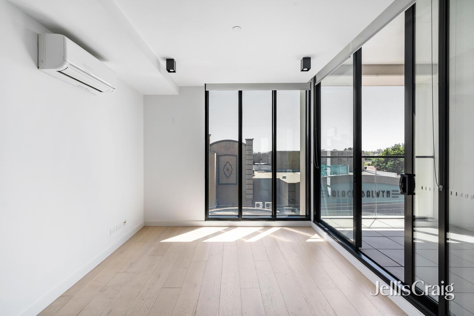 306/184 Whitehorse Road, Balwyn image 1