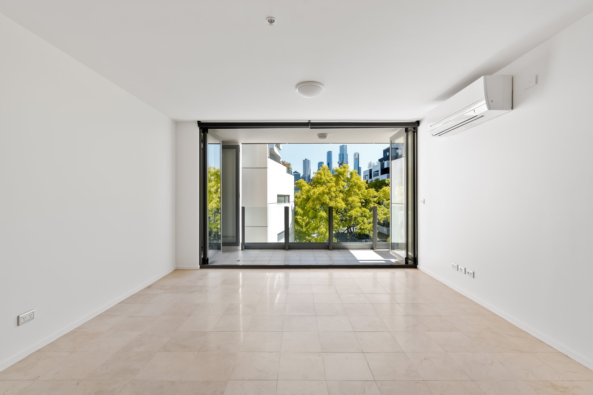 306/196 Albert Road, South Melbourne image 1