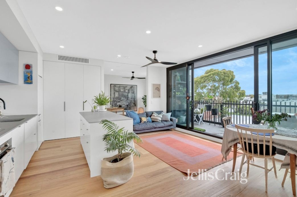 306/210 Alexandra Parade, Clifton Hill image 2