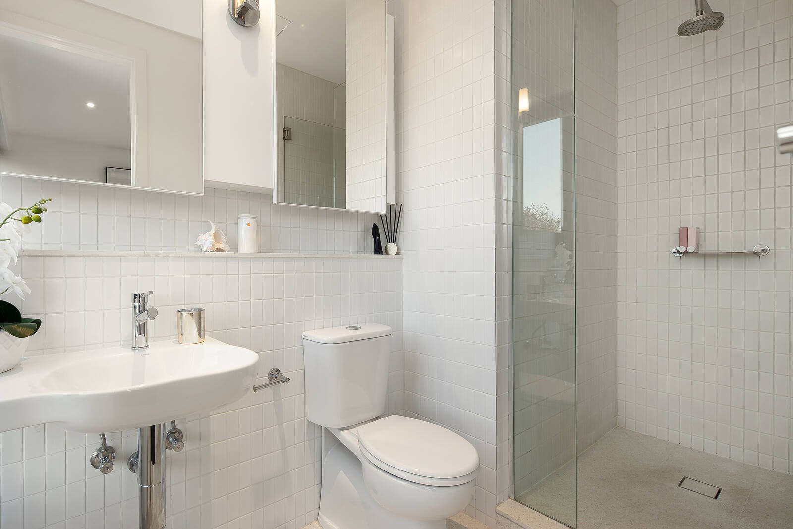 Property Gallery Thumbnail 6