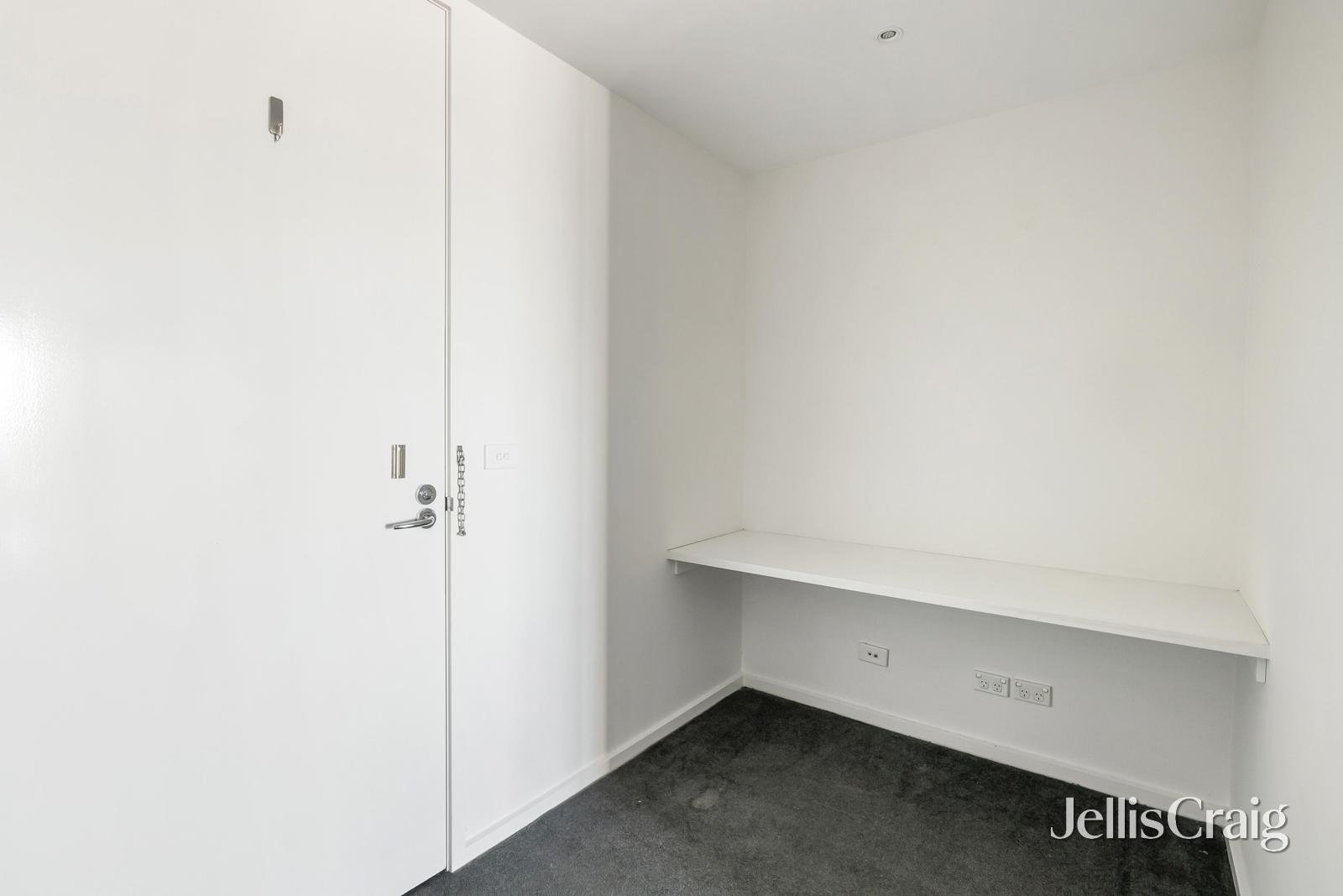 306/2a Montrose Place, Hawthorn East image 5
