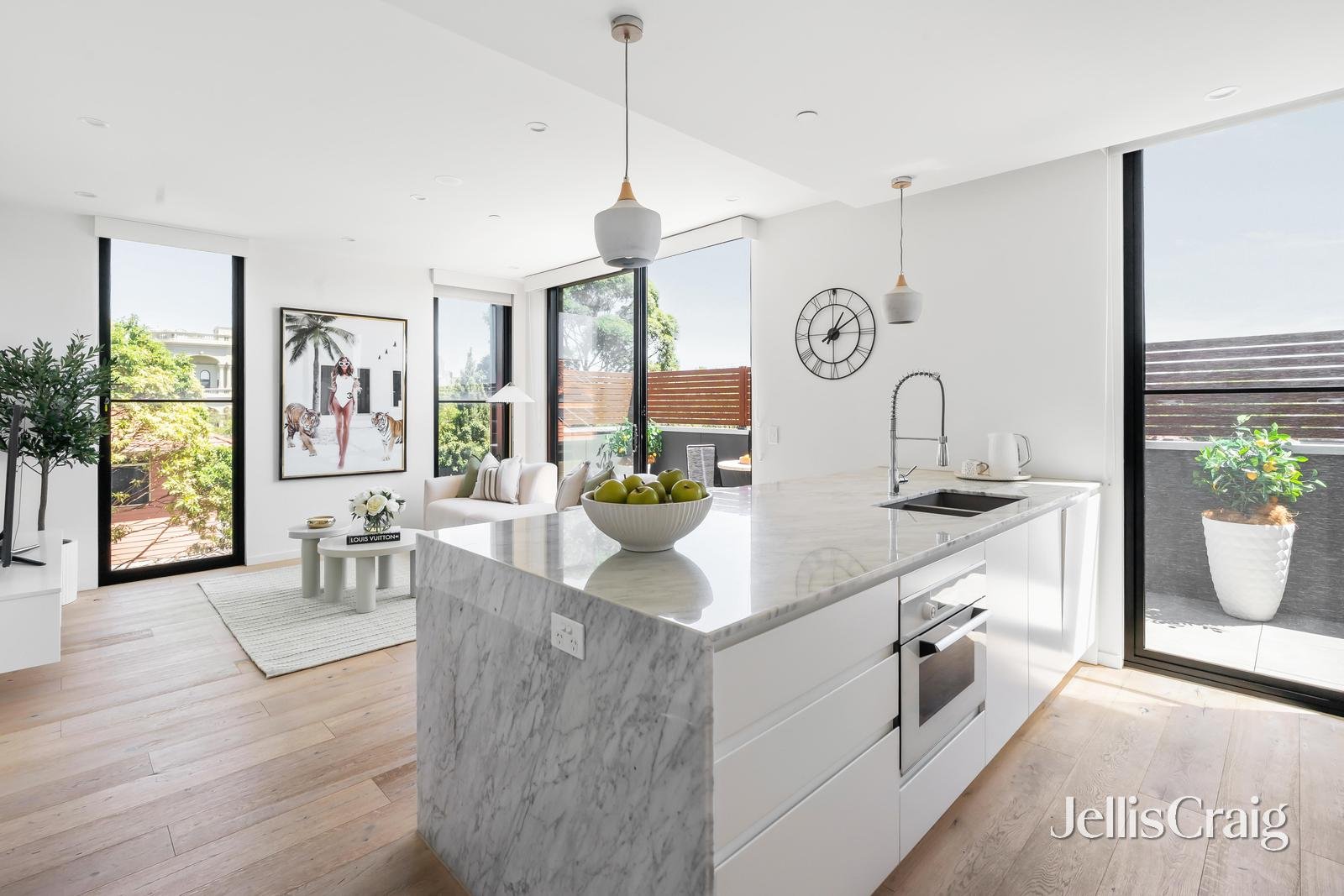 306/402 Riversdale Road, Hawthorn&nbsp;East image 1