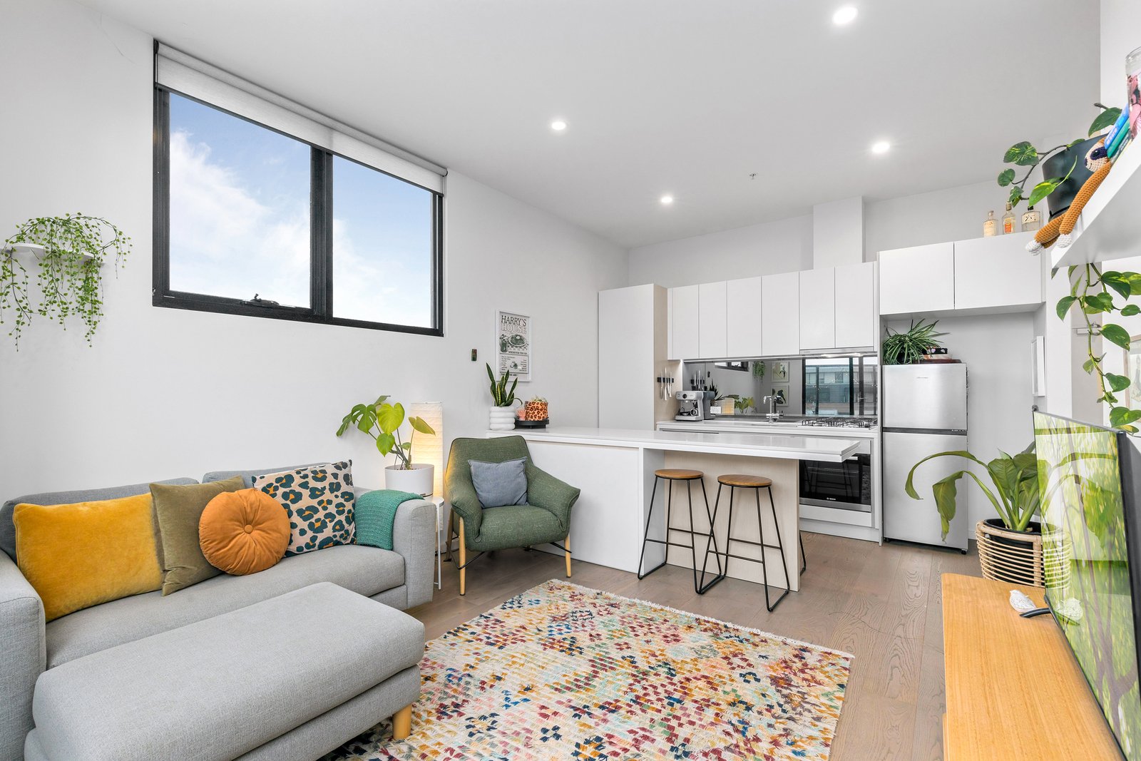 Property Gallery Thumbnail 2