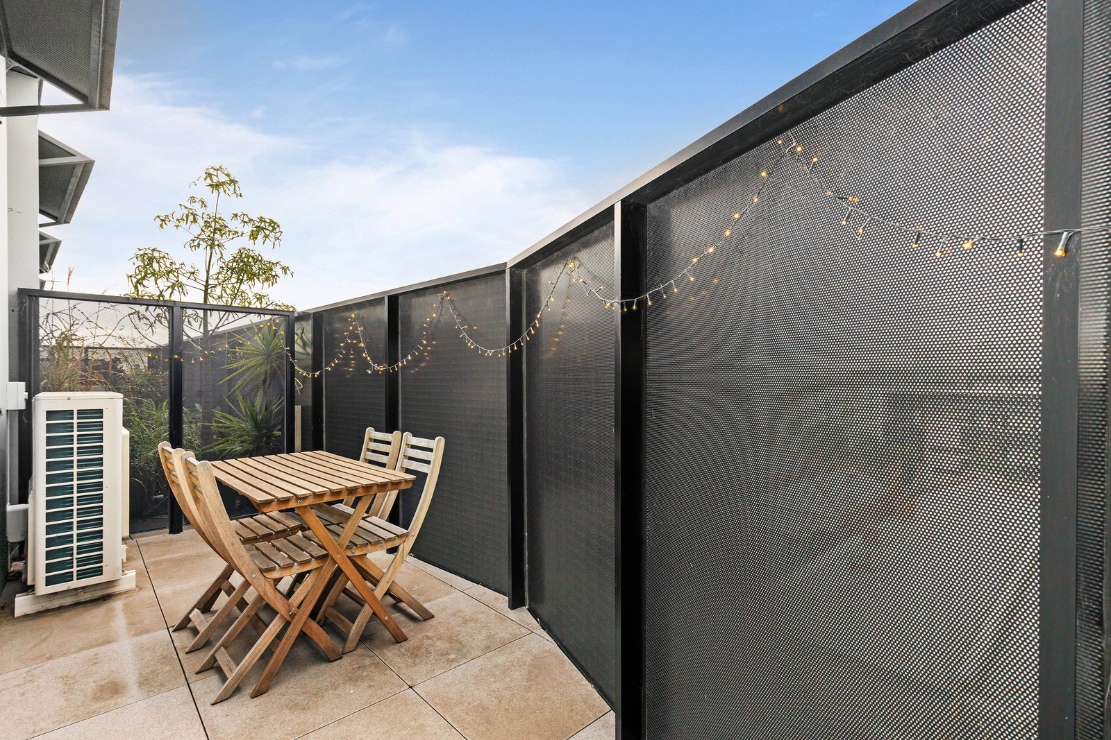 Property Gallery Thumbnail 12