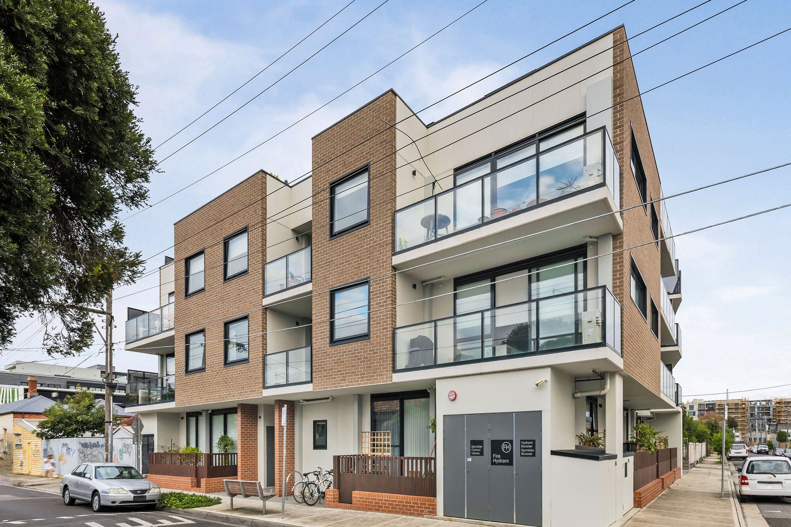 Property Gallery Thumbnail 13