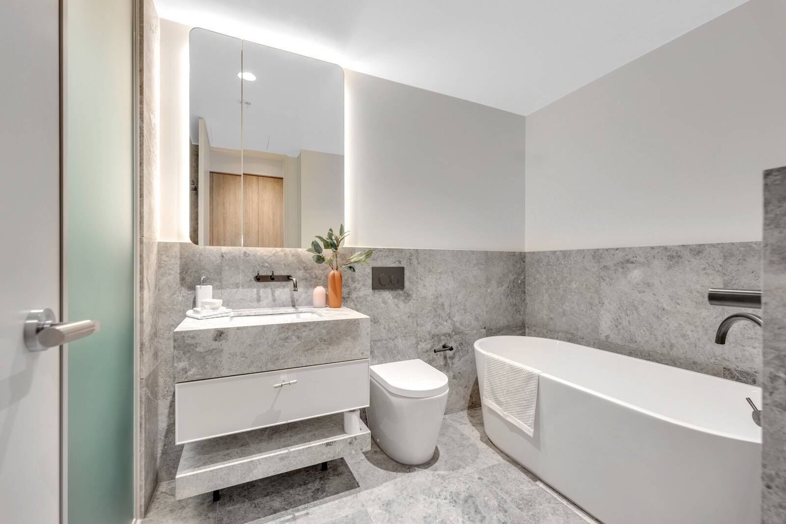 Property Gallery Thumbnail 8
