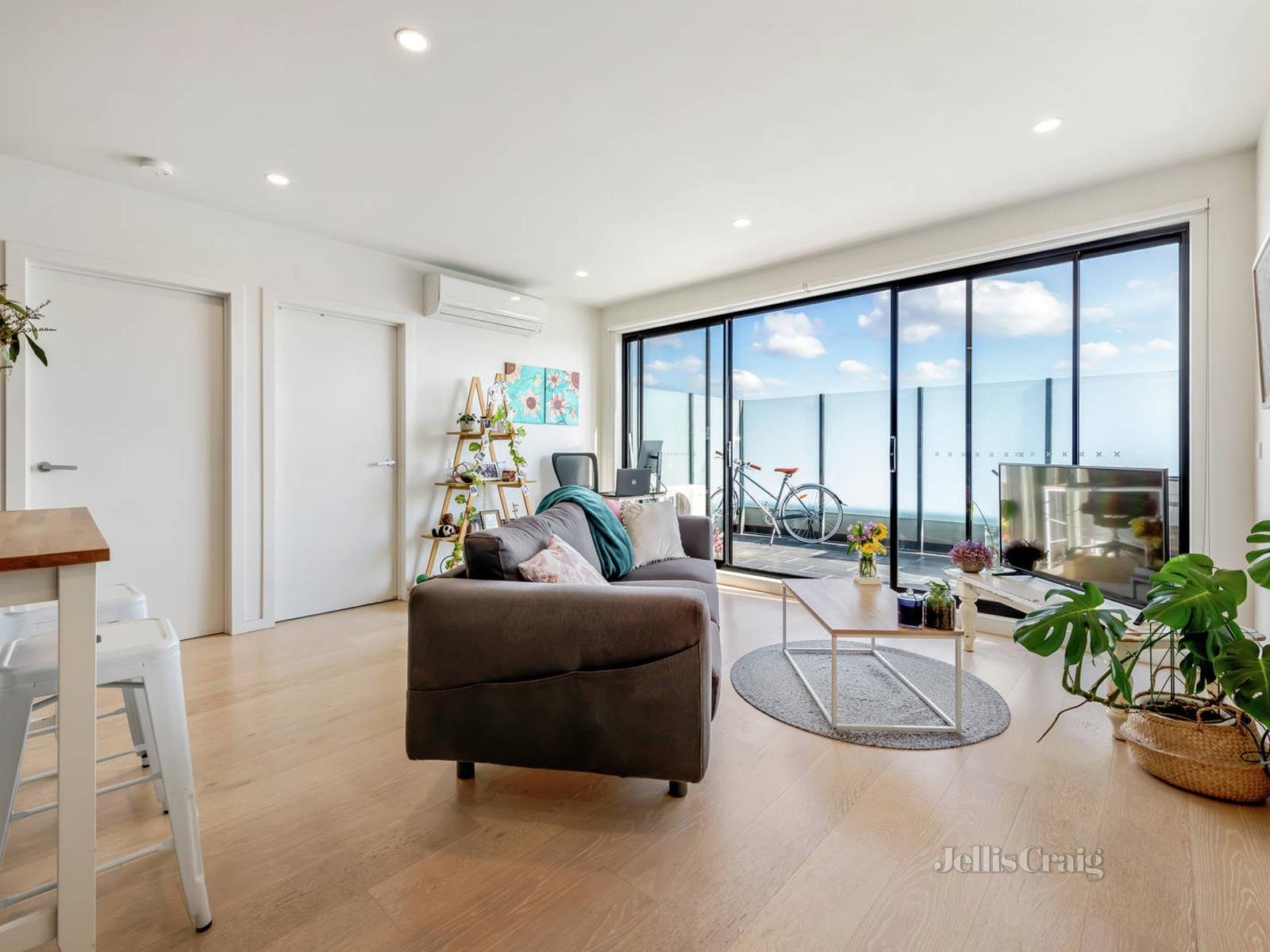 306/53 Gaffney Street, Coburg image 1