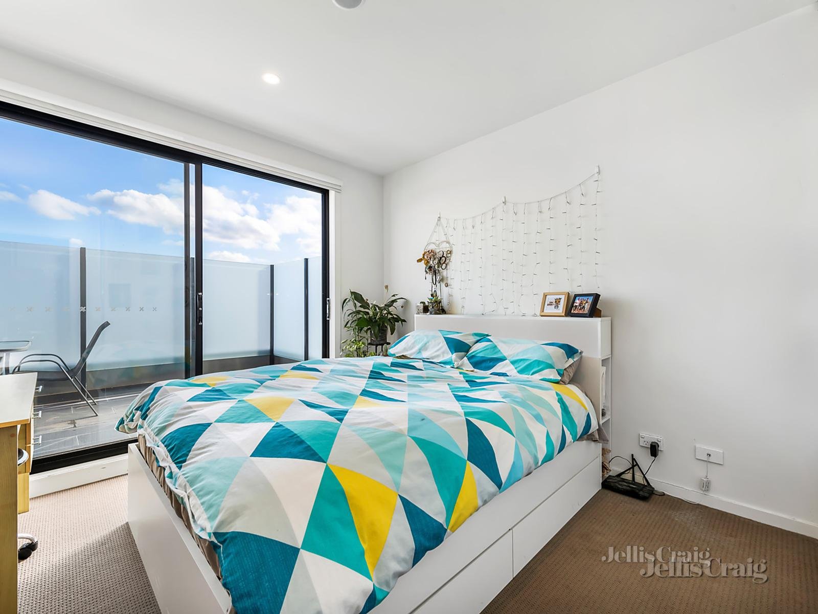 306/53 Gaffney Street, Coburg image 6