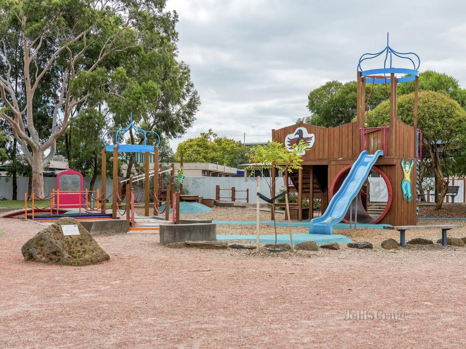 306/53 Gaffney Street, Coburg image 9