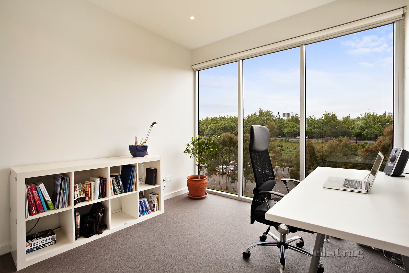 306/64 Macaulay Road, North Melbourne image 4