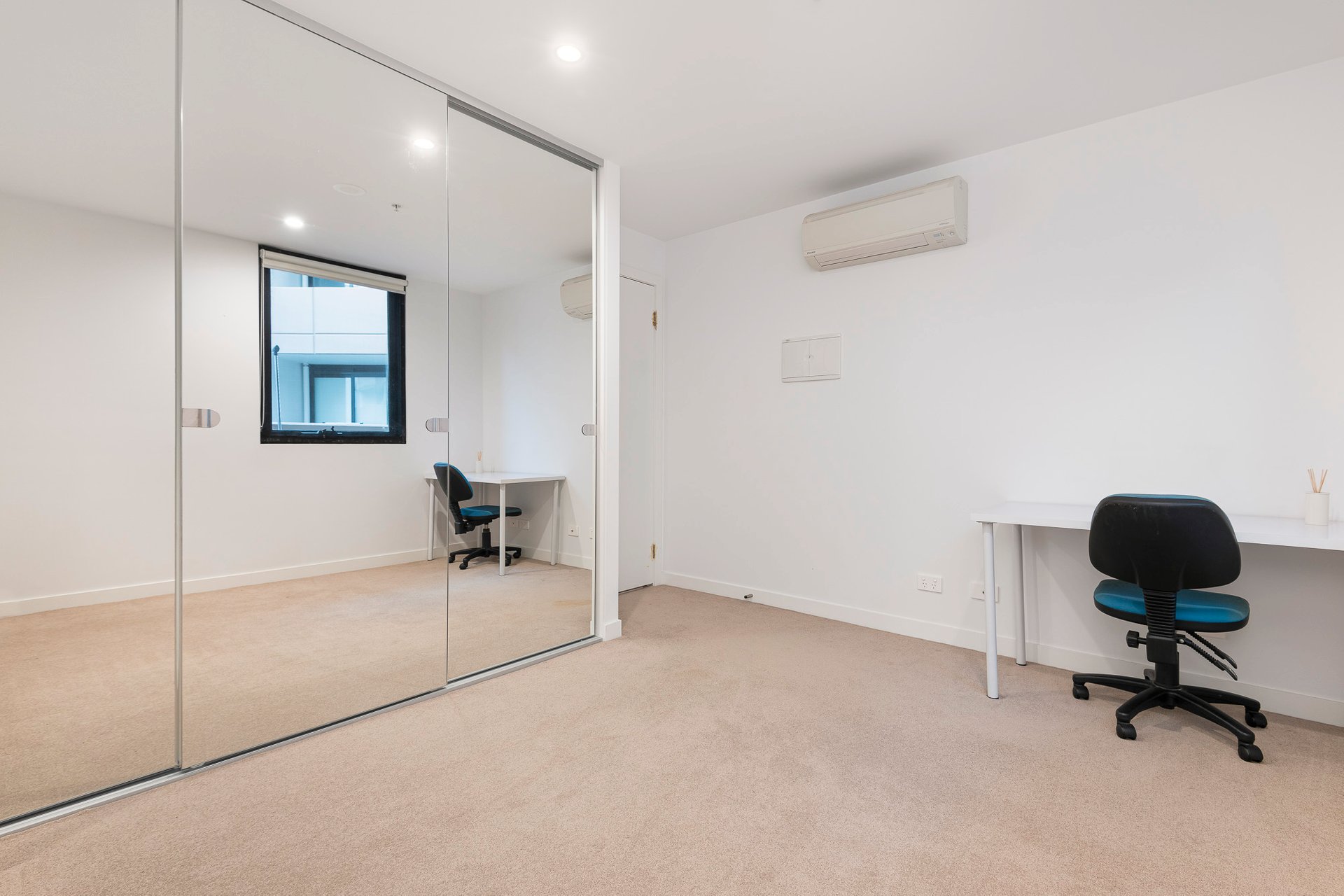 Property Gallery Thumbnail 5