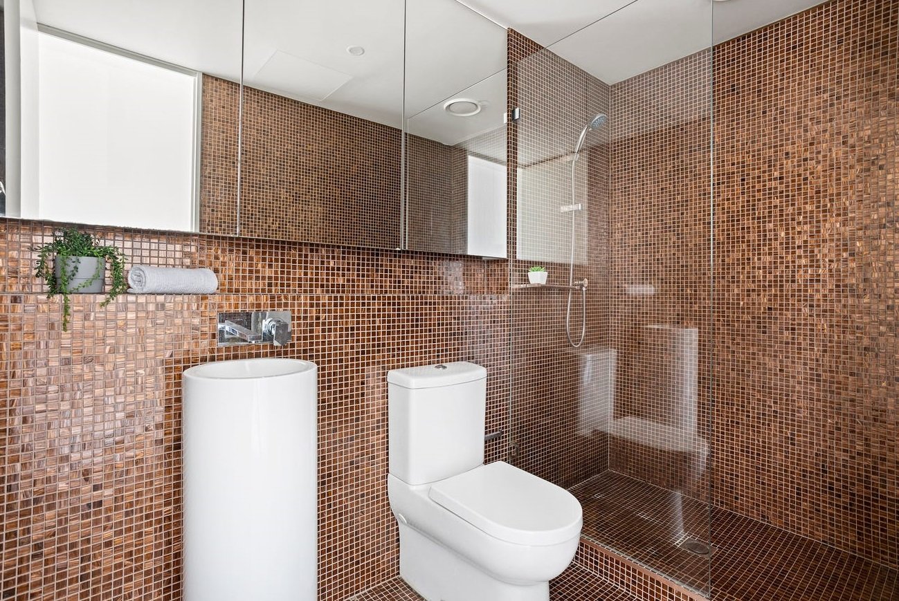 306 / 72 Acland Street St Kilda