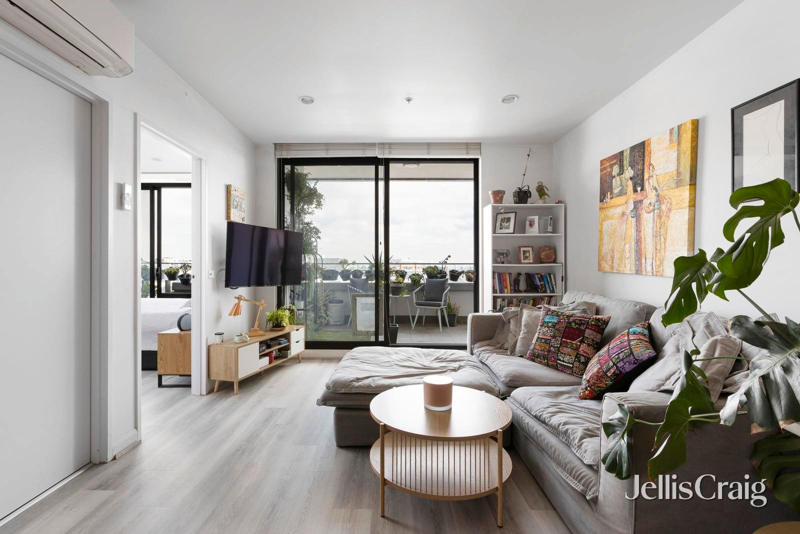 306/8 Breavington Way, Northcote image 1