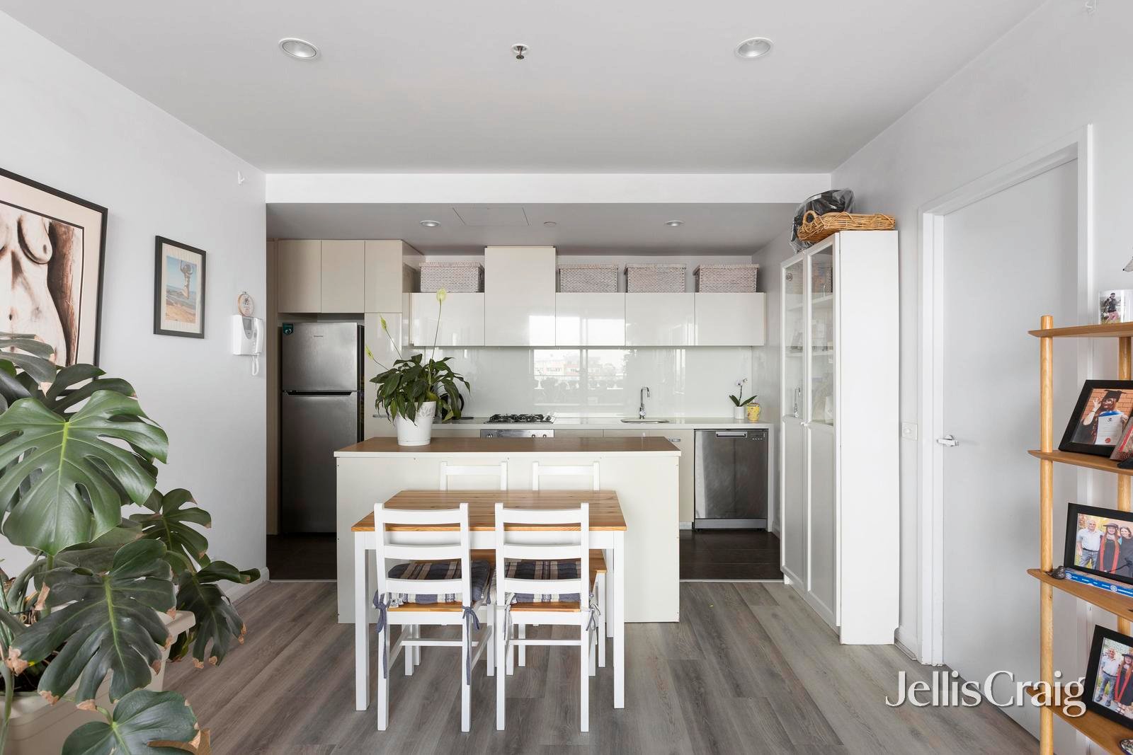 306/8 Breavington Way, Northcote image 6
