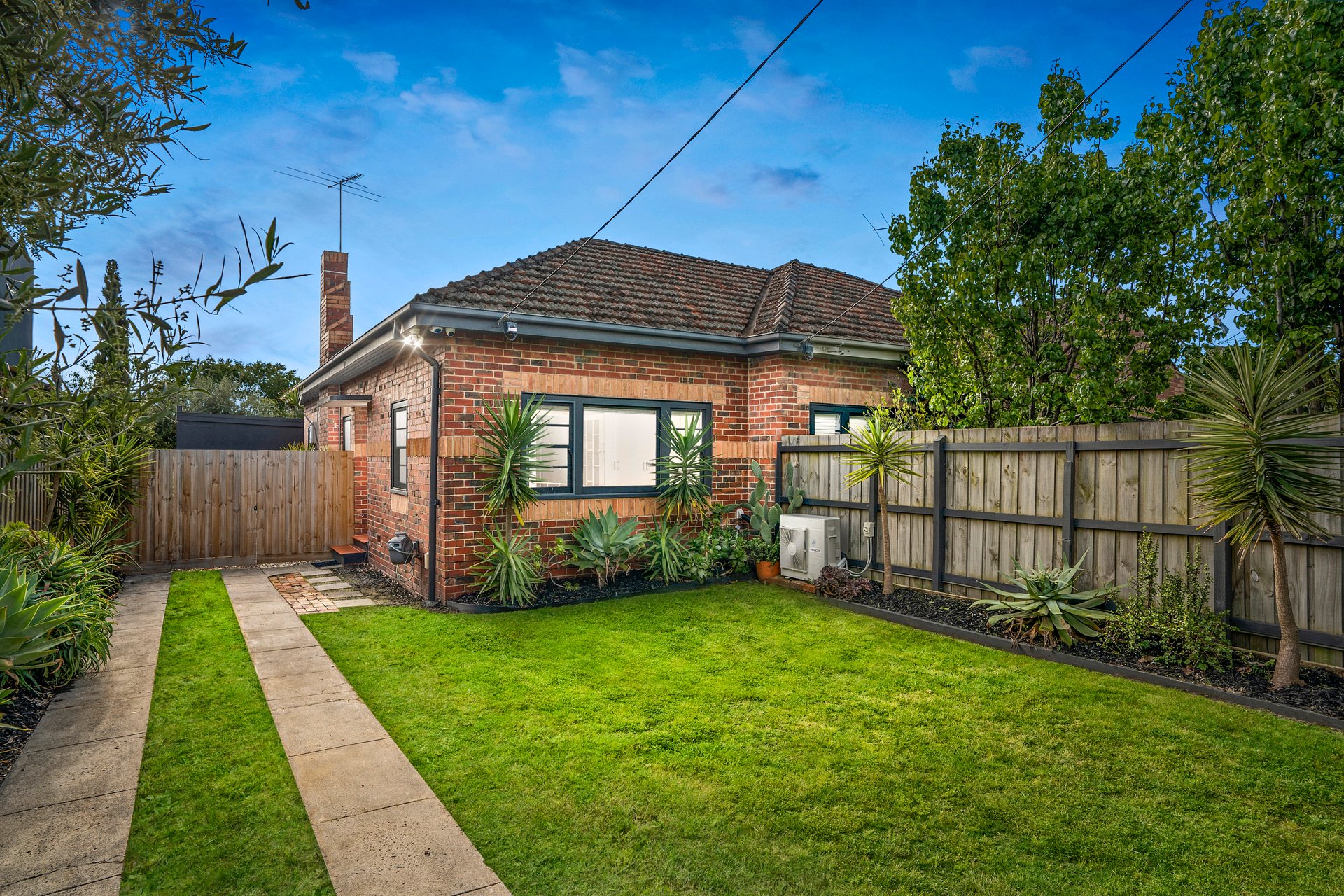 Property Gallery - Main Image